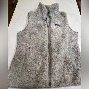 Patagonia Gray Full Zip Vest Sleeveless fleece fuzzy Sherpa Women’s Size L